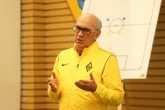 ФК «Кайрат» официально назначил Курбана Бердыева на пост главного тренера