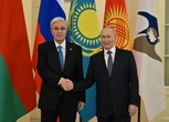 Путин встретил Токаева в библиотеке имени Ельцина (ВИДЕО)