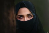 Иранскую певицу приговорили к 74 ударам плетью за концерт без хиджаба