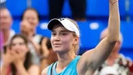 Елена Рыбакина разгромила первую ракетку мира