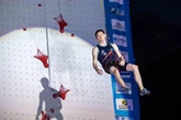 Казахстанец завоевал серебро на этапе Кубка мира по спортивному скалолазанию