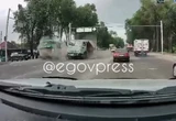 Грузовик снес автобус в Алматинской области (ВИДЕО)