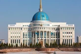 Куаныш Султанов награжден орденом “Отан”