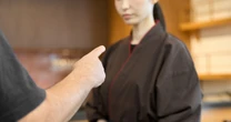 【ランキング】不満爆発！日本人が最もクレームを言いたくなる「理不尽なこと」
