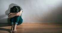 両親からの虐待に「関心ない」の一言…”NG記者”鈴木エイトが法廷で抱いた原告女性への「強い違和感」