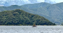 福井県・水月湖が、なんとGoogle検索で3億件超ヒットの「異常事態」…始まった大注目の壮大研究。その中身