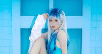 超ハイレグで腰回りがキワドすぎる…圧倒的透明感を誇る台湾美女・イリー《氷の女王風コスプレ》にファン絶賛