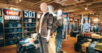 「ダサいから客離れ」では説明不足《ライトオン大量閉店》本当の原因…あまりにも分が悪かった競争相手とは
