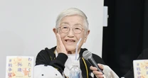 95歳で白内障の手術＆補聴器の新調。「わたくし96歳」書籍サイン会までに娘が見たもの