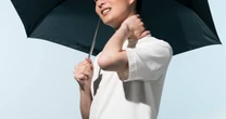 ユニクロ・ローソンも参入する男性用日傘市場「本当に”涼しい”のはどれか？」