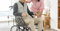「転倒が心配だから寝かせきりに」「一日何回も痰の吸引」…「不必要な高齢者医療」が横行している日本の現状