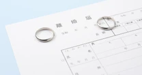 哲学者”カント”の言葉も現代なら「女性蔑視」で「大炎上」もの…医師の「収入と離婚率」から分析する発言の当否