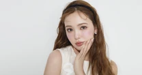 藤田ニコルの「プロ超え」メイクメソッドがスゴすぎる…「顔の余白・輪郭の肉・鼻の存在感」を消す方法【メイク】【美容】