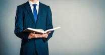 【山口周】読みかけの本は本棚ではなく「積ん読タワー」に…知的生産性を上げる「本の整理法・収納法」