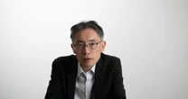 PCやスマホを持たず、ネットとも無縁の《孤高の芥川賞作家》…自分の道を歩むには「孤独に耐えるべき」と説く理由