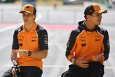 McLaren op pad na Singapoer met Verstappen vlak in truspieël