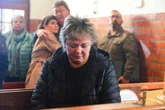 Vrou verslae toe sy tronkstraf, nie huisarres, kry ná diefstal van meer as R1,4 m.