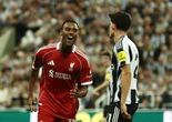 Liverpool behaal dramatiese sege in tweede Premierliga-stryd