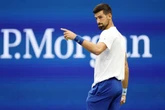 Sabalenka en Djokovic vorder, terwyl woedende Medvedev sakke pak
