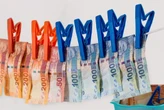Slim met eiendom: Fica en geldwassery: Wat eiendomskenners moet weet