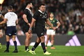 Kiwi-haker roer pot voor skrumstryd in Wellington