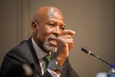 Kganyago bekommerd dat kriptoborrels kan vorm