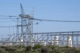 Eskom 1ste keer in 8 j. winsgewend, maar oudit, skuld kwel