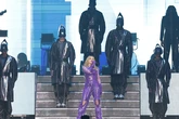 Kylie Minogue, una diva infinita: 40 años de temazos de baile y siete cambios de vestuario en una hora y media