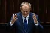 Donald Tusk gana la moción de confianza que presentó para reforzarse tras su dura derrota de las elecciones presidenciales
