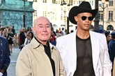 David Geffen, el magnate de la música, desplumado por su ebúrneo marido 50 años menor: "Un pelo enquistado le hacía saltar"