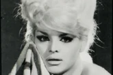 La vida de película de Dolly Van Doll: la vedette que se recorrió el mundo y se codeó con Onassis, Paul Newman y María Callas