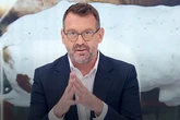 Marc Sala, obligado a pedir "mil disculpas" en RTVE ante un error "sin excusas" con el quinto encierro de San Fermín