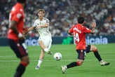 El cambio del Madrid empieza atrás con Huijsen y Carreras: "No les ha pesado la camiseta ni pisar el Bernabéu"