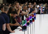 Móviles de Murena, coches de Volkswagen y chips de ASML: ¿Puede Europa vivir sin productos 'made in USA'?