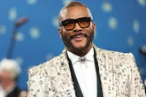 Un actor demanda por agresión sexual al productor Tyler Perry: "Tiene un patrón de explotación de empleados masculinos vulnerables"