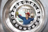 El salvavidas de las exportaciones no frena que la economía de China se expanda a su ritmo más lento en un año