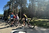 Muere un ciclista tras una caída masiva en la segunda etapa de la Vuelta Junior a la Ribera del Duero