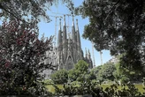 La Sagrada Familia se coronará con su torre más alta en 2026 y la posible visita del Papa