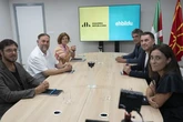 ERC y EH Bildu escenifican la unidad de "los pueblos catalán y vasco" ante "la ola reaccionaria" de PP y Vox: "La solución es más nación"