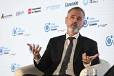 Telefónica continúa su retirada en Latinoamérica y vende su negocio en Uruguay por casi 400 millones