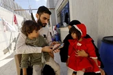 El fotoperiodista encarcelado por Israel al que le dijeron que su familia había muerto: "Vi a mi esposa y a mis hijos vivos. En medio de la muerte, la vida"