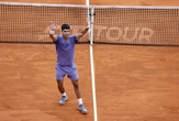 Alcaraz remonta un set a Cerúndolo y pasa a octavos en su debut en el Masters 1000 de Montercarlo