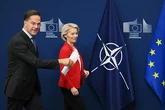 Von der Leyen acelera el muro antidrones rusos con "acciones inmediatas" y Rutte lo bendice: "No podemos gastar millones de euros en misiles para derribarlos"