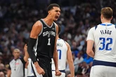 Wemby opaca el debut de Cooper Flagg y el novato VJ Edgecombe derrumba la puerta de la NBA