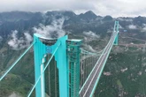 En China, el tamaño sí que importa: la obsesión del endeudado imperio del cemento