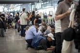 Caos en Renfe, Barajas... el sector turístico advierte del golpe a la imagen de España en su temporada alta: "No puede vuelva a pasar"