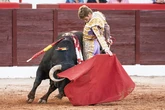 Lecciones a caballo y al natural de Diego Ventura y Borja Jiménez, a hombros en Colmenar Viejo