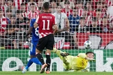 El Athletic logra su primera victoria después de sufrir mucho ante el Qarabag