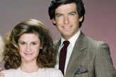 Stephanie Zimbalist, la casi olvidada actriz de Remington Steele que no logró el éxito de su compañero Pierce Brosnan