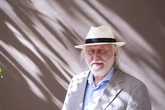 El día que László Krasznahorkai rechazó el Nobel: "Si me lo dieran, usaría el Formentor como escudo"